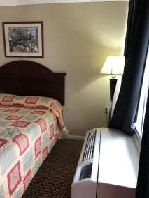 Rodeway Inn South Point - Room