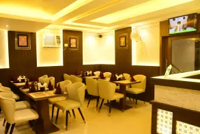 Hotel Kumar International - Restaurant