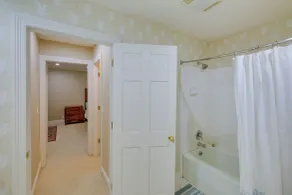 Pool, Hot Tub & Outdoor Theater: Franklin Retreat - Interior