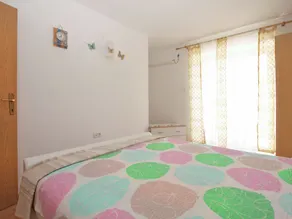 House 1716 - Room