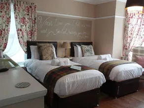 Hooray Henrys Sheringham - Room