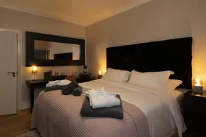 Stay at-FL - Room