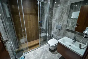 Kibar Hotel - Bathroom