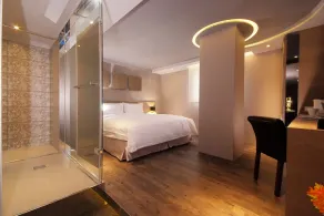 Guest Hotel - Ausblick vom Zimmer