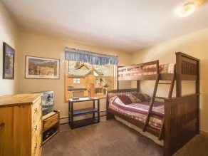 Snake River Village by Summit County Mountain Retreats - Chambre