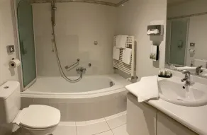 HOTEL BORNEM - Badeværelse