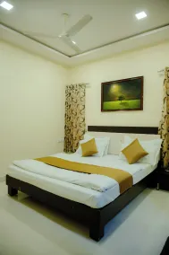StayGuru Park View Residency - Zimmer
