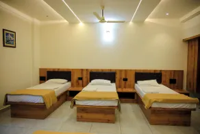 Sudev Residency - Spa