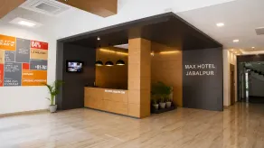 Max Hotels Jabalpur - Réception