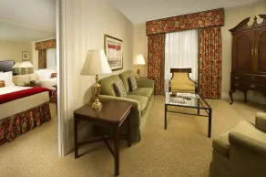 Mayflower Park Hotel - Chambre