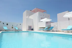 Xenos Villa 7 avec piscine privée près de la mer - Piscine