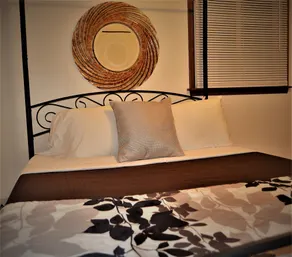 Arhaus 3 experience a chic and inviting accommodation in Grand Forks - Zimmer