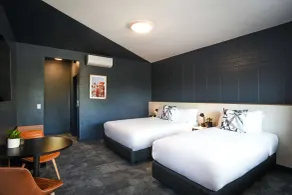 HotelMOTEL Adelaide - Room