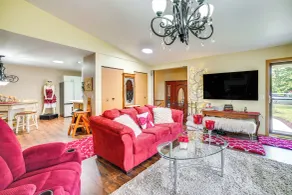 Pet-friendly Sheboygan Home: 4 Mi to Lake Michigan - Interiør