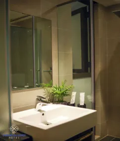 L'amant de Hanoi Hotel - Badeværelse