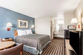 Days Inn by Wyndham Nashville N Opryland/Grand Ole Opry - Chambre