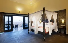 The Wild Retreat - Room