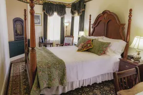 Weaverville Hotel - Room