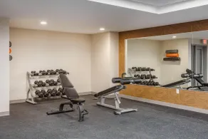 Comfort Inn & Suites Newark Liberty International Airport - Salle de remise en forme