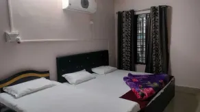 Sheetal Resort and Restaurant - Chambre