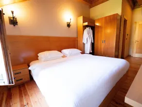 Natyral Razma Resort - Room