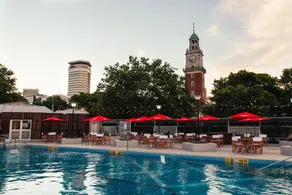 Park Tower - Piscina