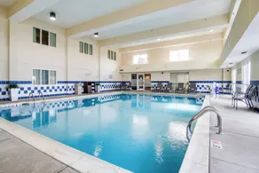 Fairfield Inn & Suites by Marriott Nashville at Opryland - Piscine