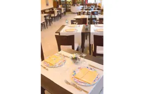 Recina Hotel - Restaurant