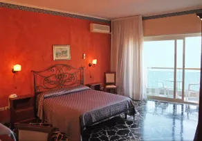 Costa Azzurra - Chambre