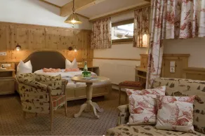 Hotel Neuhintertux 4 Sterne superior - Room