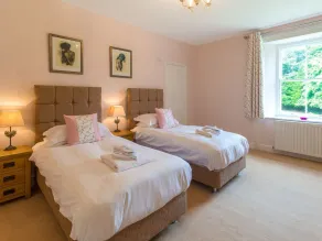 Coach House, Middleton Hall Estate - Rom