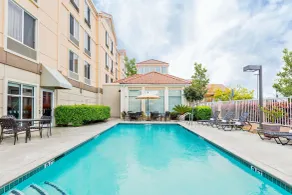 Hilton Garden Inn Folsom - Piscine