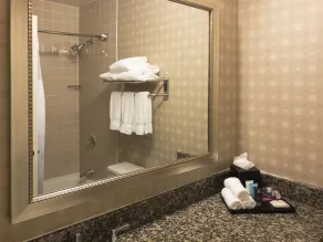 Concord Plaza Hotel - Salle de bain