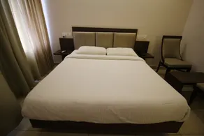 Treebo Venition Inn - Room
