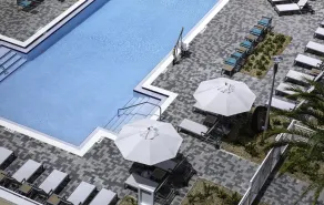EVEN Hotel Miami - Airport by IHG - Piscine