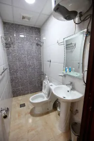 Enwan Suites for serviced Apartments - Bathroom