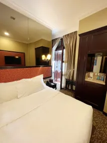 Nostalgia Hotel - Room