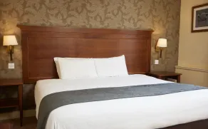 Bell by Greene King Inns - Room