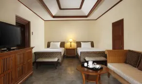 Puri Santrian Beach Resort And Spa - Room