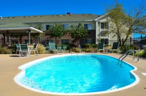 InTown Suites Extended Stay Decatur AL - Pool