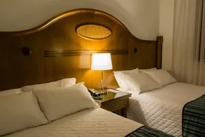 Johnscher by SJ - San Juan Curitiba - Room