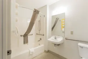 Studio 6-Statesboro, GA - Salle de bain