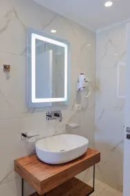 Vila Shpetimi - Badezimmer