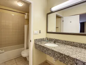 Stayable Orlando at Florida Mall - Salle de bain