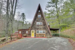 A-frame Cabin w/ Spacious Yard in Tellico Plains! - Interiør
