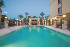 La Quinta by Wyndham Fort Walton Beach - Piscine