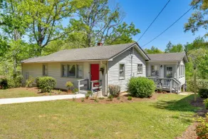 Near Horse Shows & Events! Blissful Tryon Cottage - Interior