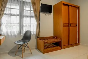 Airlangga Hotel - Room