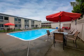 Red Roof Inn and Suites Herkimer - Pool