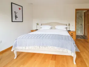 No1 The Lodge - Room